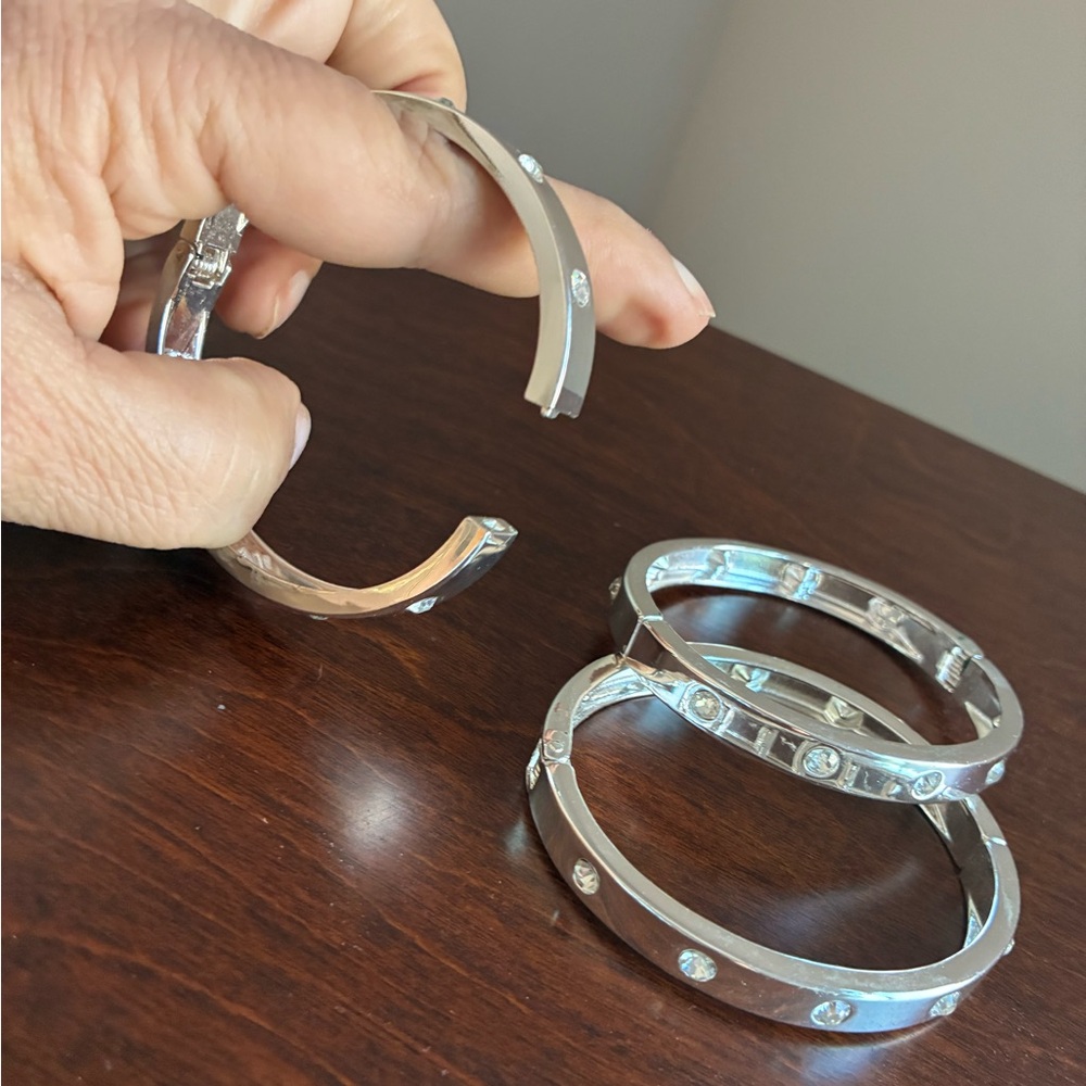 Guess Silver Crystal-Studded Bracelet Set - Picture 4 of 10